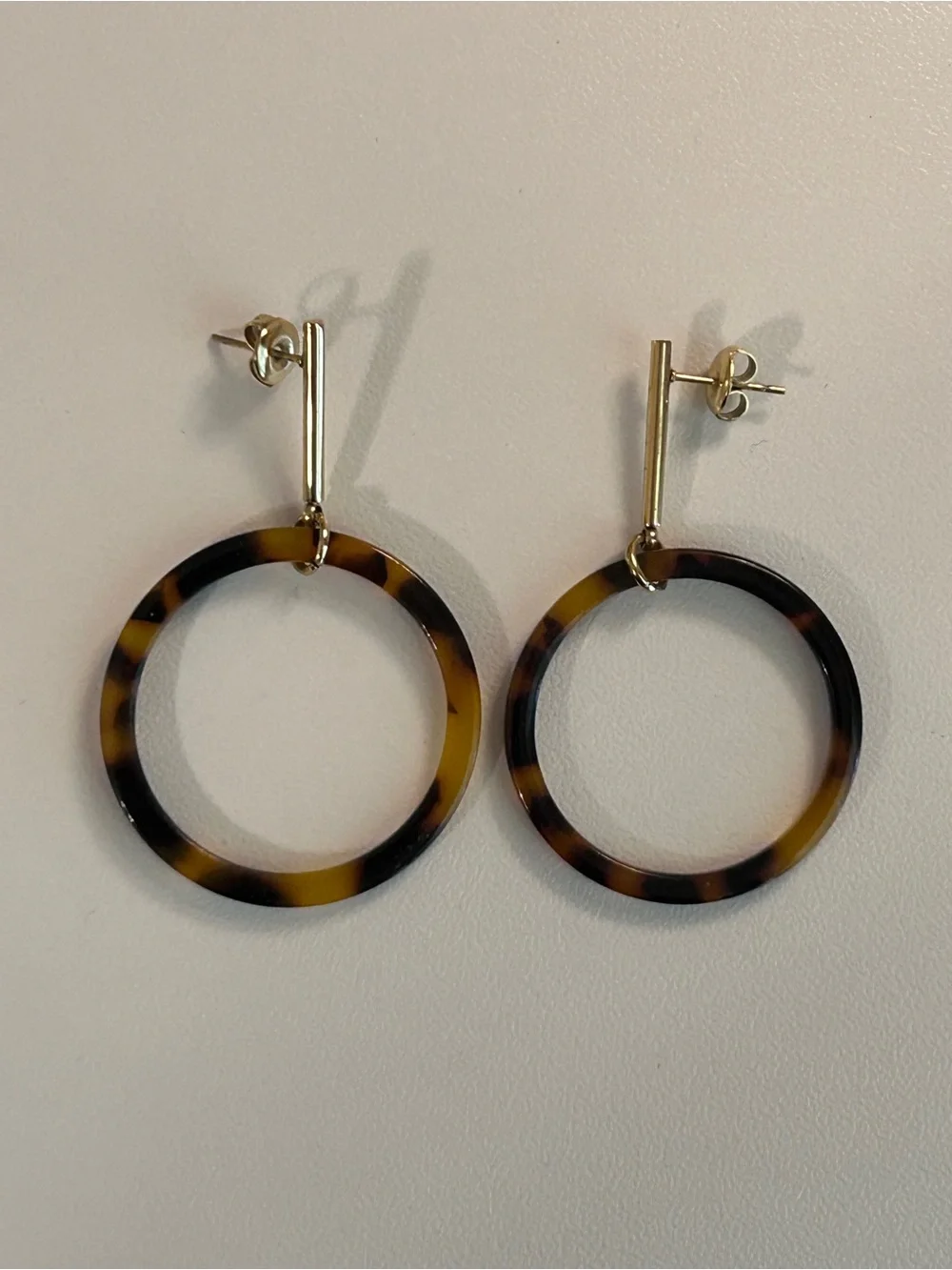 Tortoiseshell Hoop Drop Earrings - Gold Tone